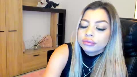 Nico online show from February 2, 9:11 pm