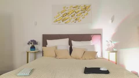 Nicole online show from April 14, 8:56 pm