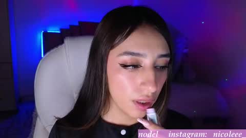 Nicole online show from November 16, 10:01 pm