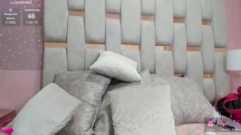 nicole_fisherr online show from September 16, 6:05 am