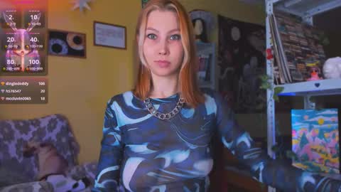 Snapshot of nicole_matt chatting on September 18, 3:32 am Nicole online show from September 18, 3:32 am