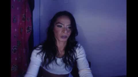 nicole_mejias1001 online show from April 1, 11:12 pm