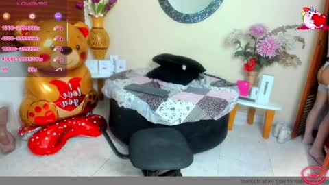 Nicole Santana online show from May 8, 10:48 pm