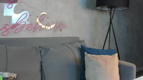 Nicole  My schedule for the week 2 GMT  9am-15pm  Mo Tu Th Fr online show from May 22, 9:49 am