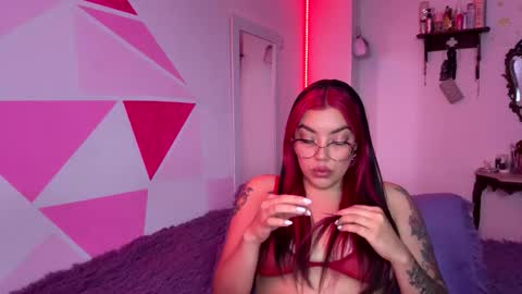 Nicole online show from February 14, 6:05 am