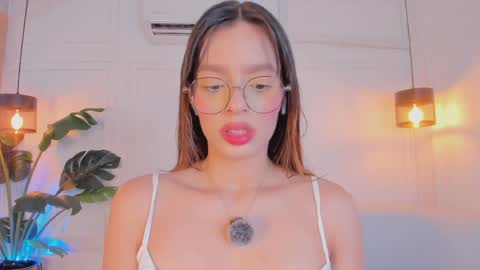 N A T A L I A online show from March 30, 8:53 pm