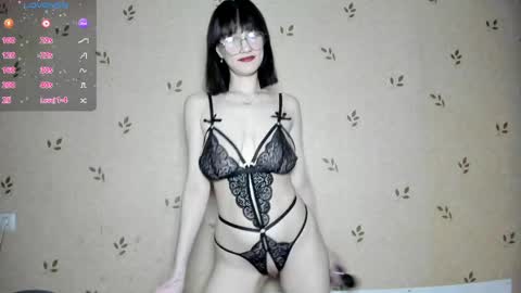 NicoleDavis online show from May 10, 7:53 pm
