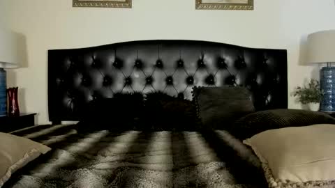 Nicole online show from February 7, 10:02 pm