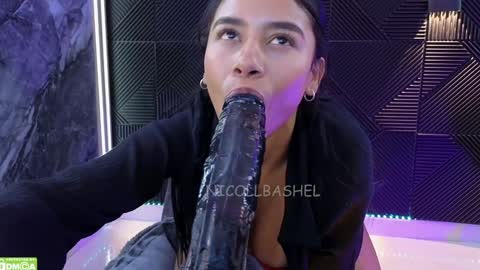 Snapshot of nicollbashel chatting on January 29, 9:01 am Nicoll  Independent model online show from January 29, 9:01 am