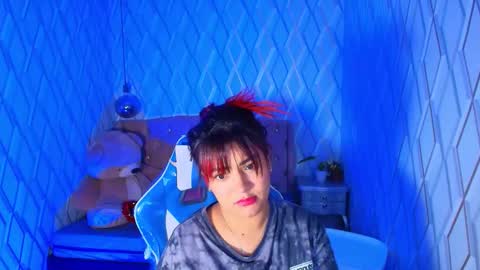 Nicolle Miley online show from February 22, 4:16 am