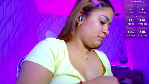 Snapshot of nicolletaylorq chatting on October 21, 4:28 am Nicolle Miley online show from October 21, 4:28 am