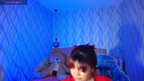 Nicolle Miley online show from February 1, 4:31 am