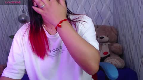 Snapshot of nicolletaylorq chatting on March 10, 3:01 am Nicolle Miley online show from March 10, 3:01 am