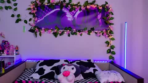 Night angel online show from June 1, 1:45 pm