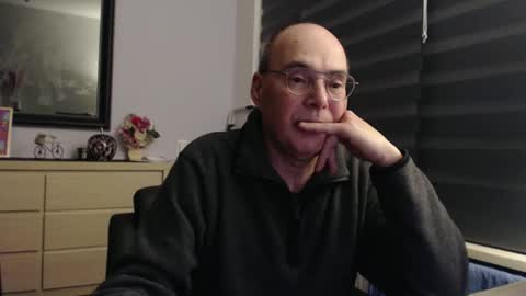 nightkeeper63 online show from November 24, 12:42 am