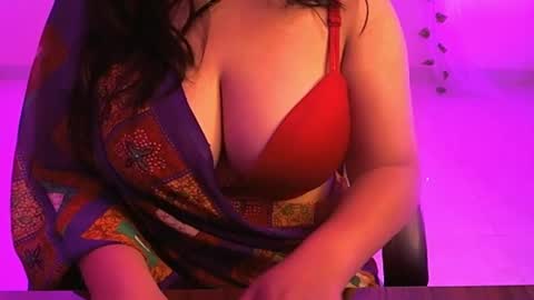 nightqueen107446 online show from March 6, 11:25 am