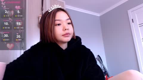 Snapshot of niia_osaki chatting on February 27, 11:17 am Niia online show from February 27, 11:17 am