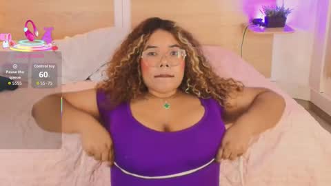 Call me Nicky online show from October 29, 8:09 pm