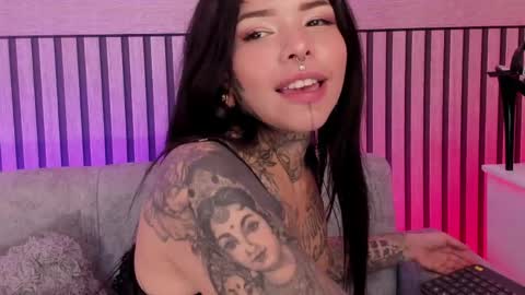 NINAINK online show from May 25, 1:39 pm