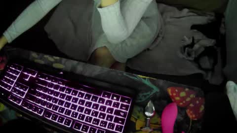 niirvana7 online show from November 24, 3:54 pm