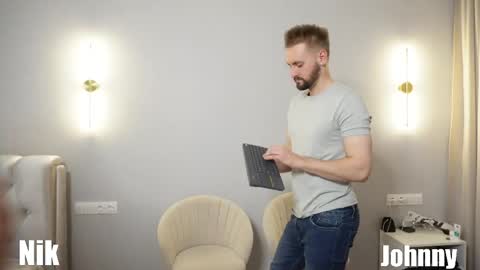 Nik online show from May 30, 5:33 pm