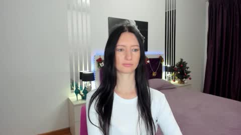 NikaLewis online show from December 22, 10:33 am