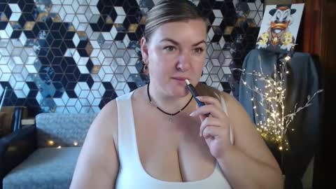 Nika online show from March 25, 5:03 am