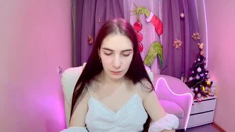 nikastarkk online show from December 2, 7:23 pm