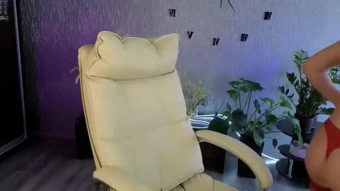 NikaStill  online show from March 27, 8:26 am