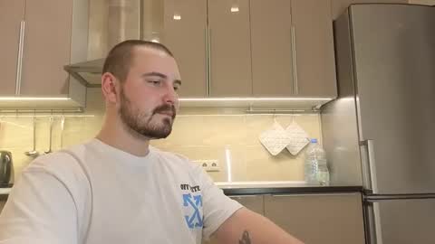 Snapshot of nikbusiness chatting on September 29, 4:50 pm Nick online show from September 29, 4:50 pm