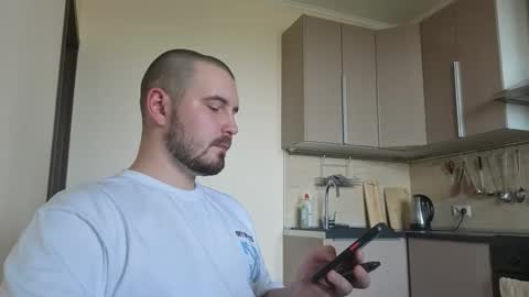 Snapshot of nikbusiness chatting on October 4, 10:02 am Nick online show from October 4, 10:02 am