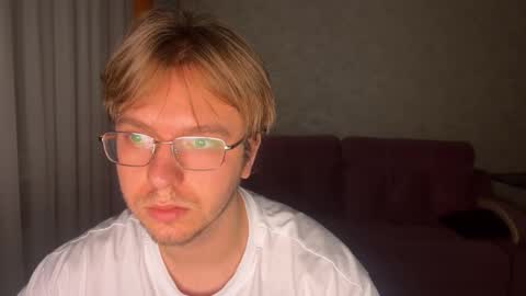 Celine online show from December 2, 8:07 pm