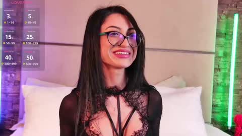 Nikki online show from March 9, 6:43 pm