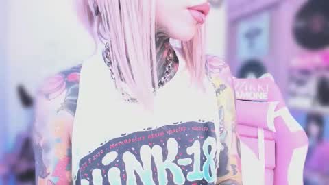 Nikki Ramone   online show from January 6, 5:28 pm