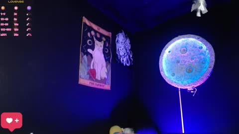 Nikky online show from February 2, 12:45 pm