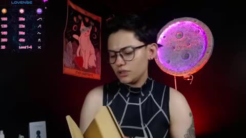 Nikky online show from May 5, 4:13 pm