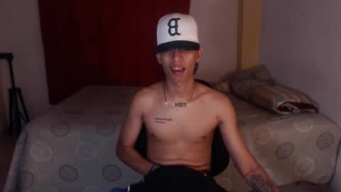 niklaus_wolf online show from October 31, 3:07 am