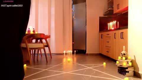 Nicole cam online show from October 30, 9:37 pm