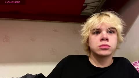 nikolasbucks online show from December 17, 9:32 pm