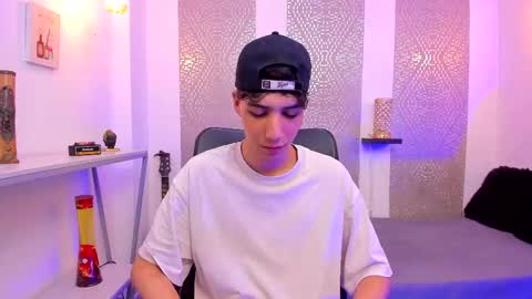    online show from November 19, 4:34 am