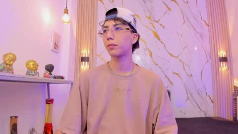    online show from April 7, 4:47 am