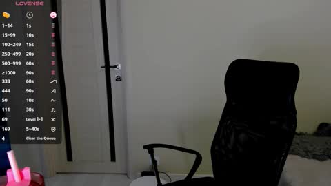      online show from December 4, 4:12 am