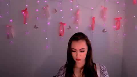 nikonara_ online show from June 1, 2:51 pm