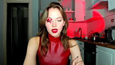 Veronica online show from February 25, 8:00 pm