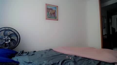 Snapshot of nila_kaia chatting on February 11, 6:55 pm nila online show from February 11, 6:55 pm