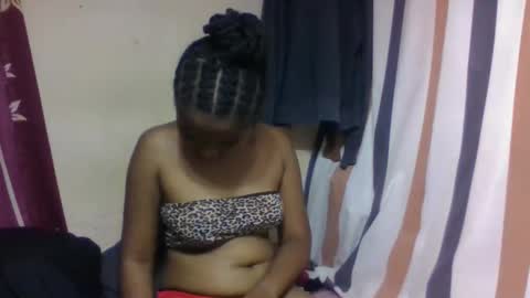 nilah online show from February 4, 7:12 am