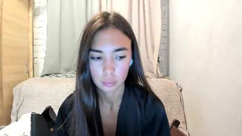 Bella online show from July 13, 8:01 pm