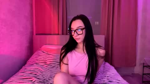 Margot online show from November 28, 4:47 pm