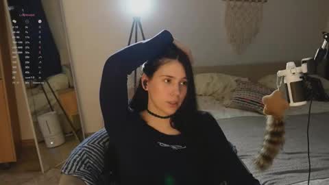 Jennet online show from March 20, 6:35 pm