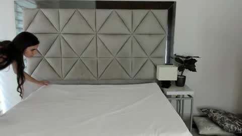  Nina  online show from November 5, 8:33 pm